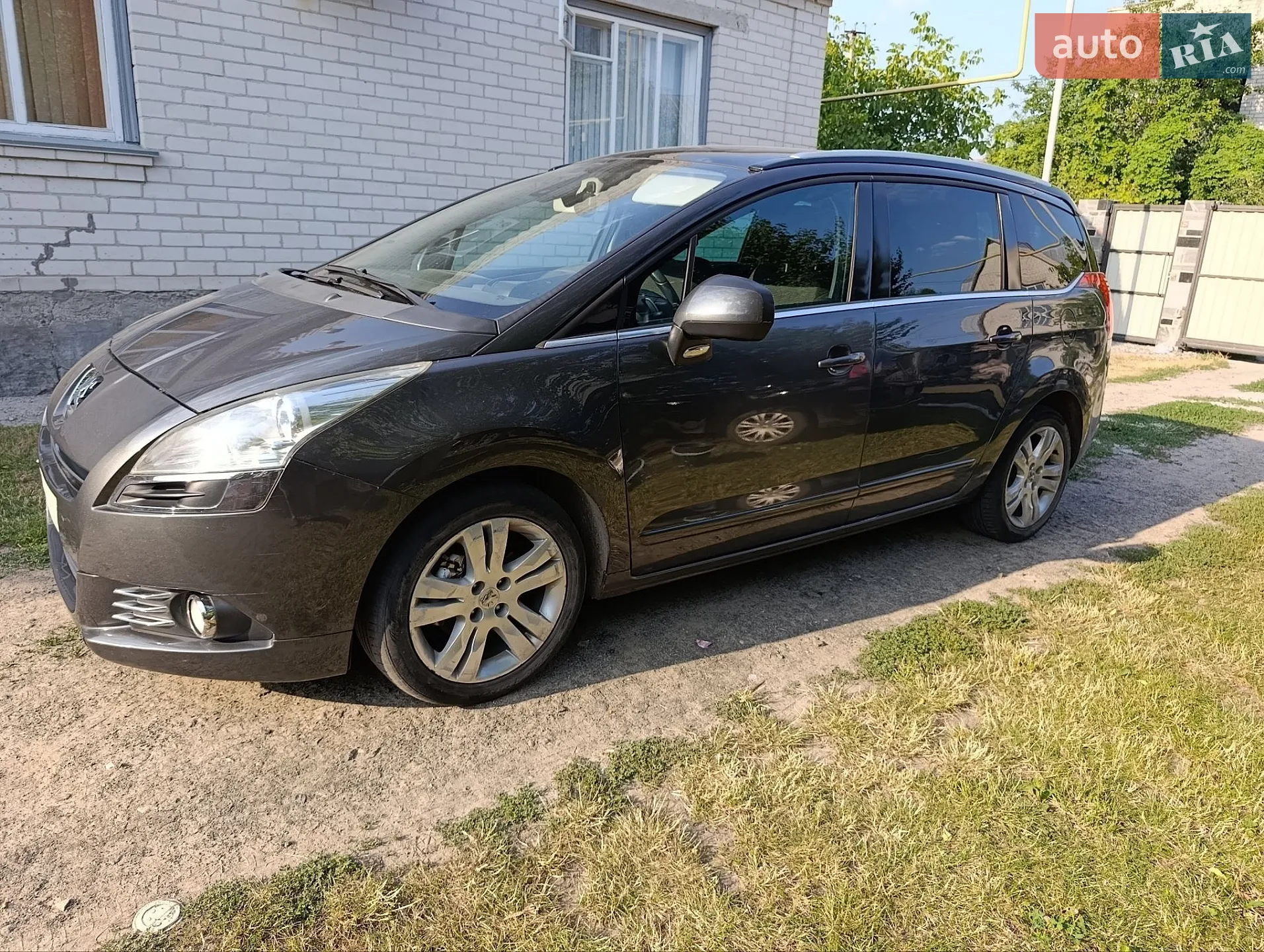 2010 Peugeot 5008 - мініатюра 9