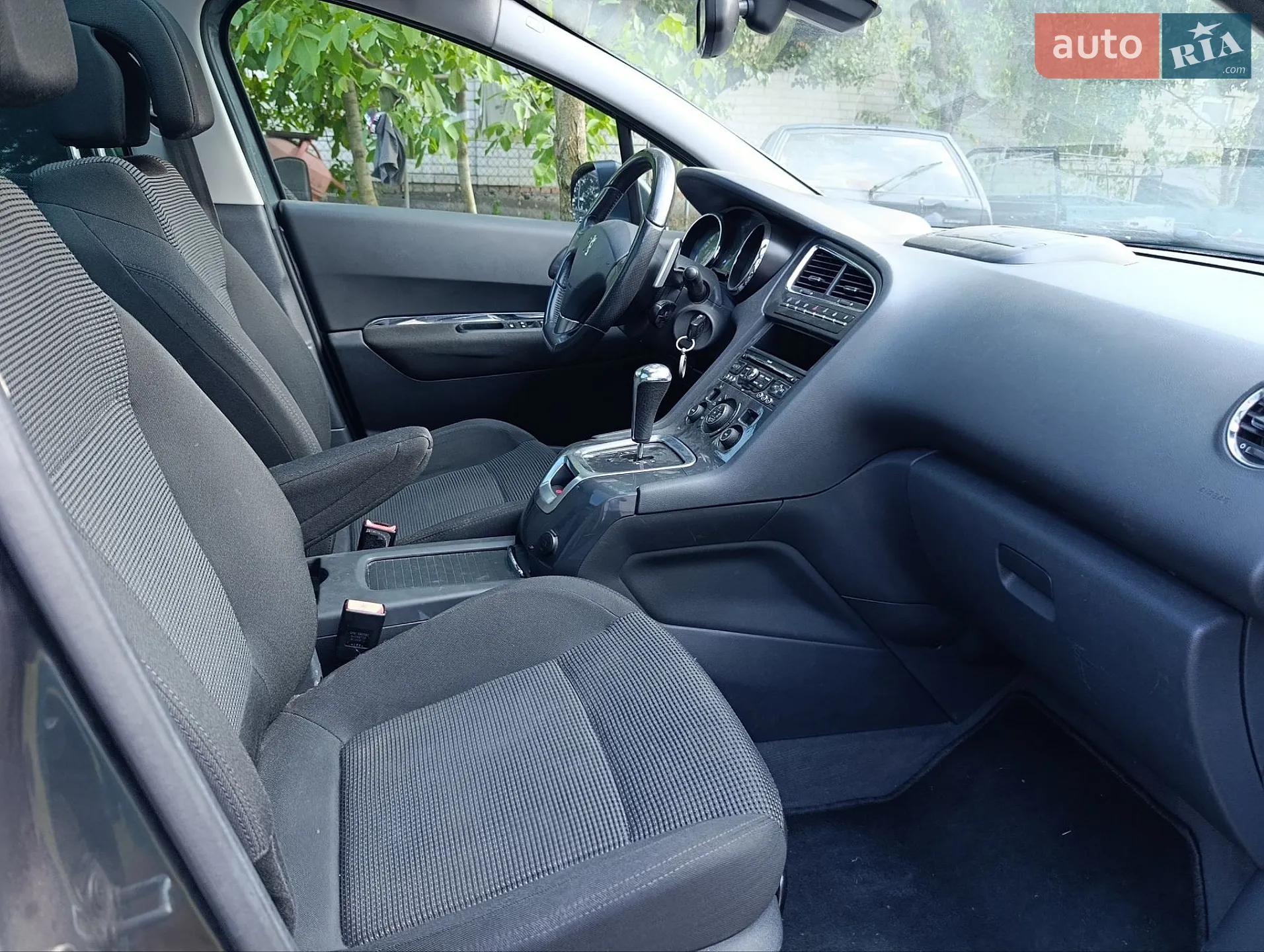 2010 Peugeot 5008 - мініатюра 16