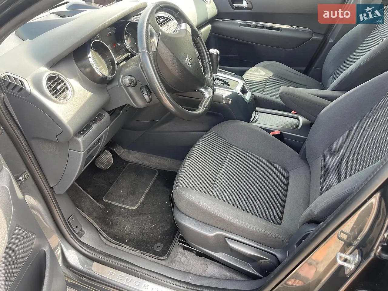2016 Peugeot 5008 - мініатюра 27