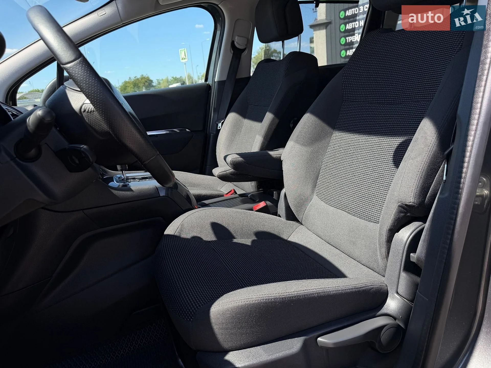 2016 Peugeot 5008 - мініатюра 20