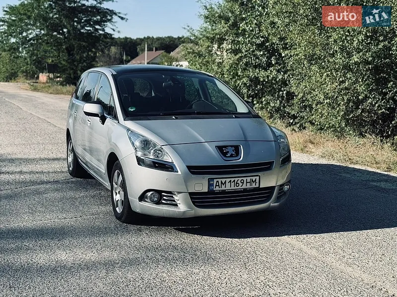 Peugeot 5008