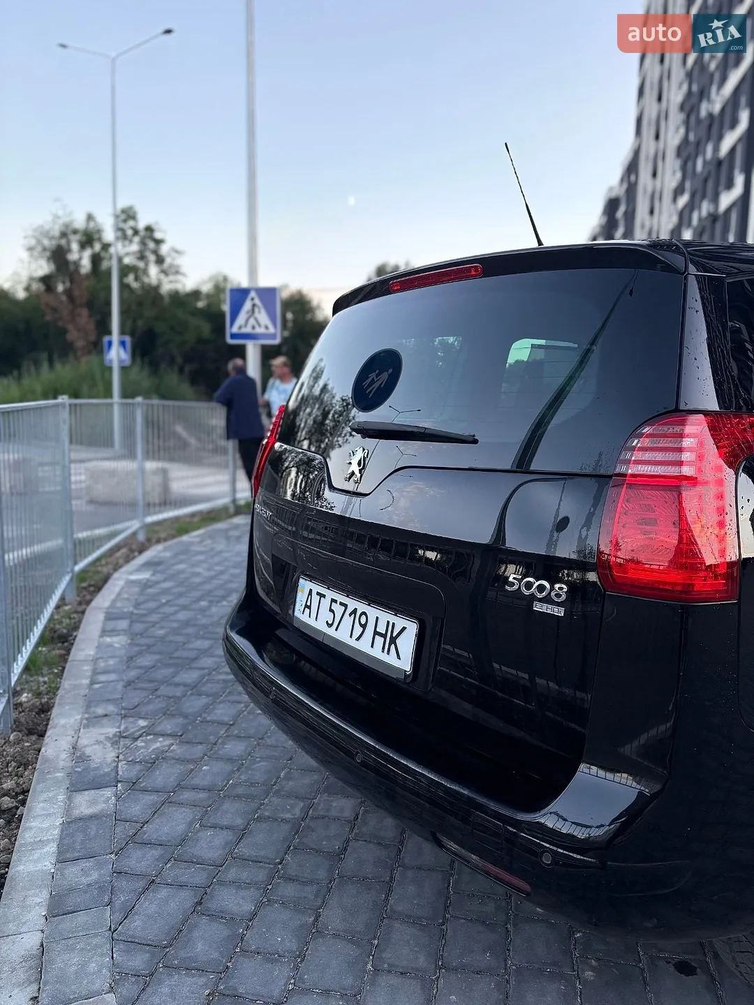 2012 Peugeot 5008 - мініатюра 7