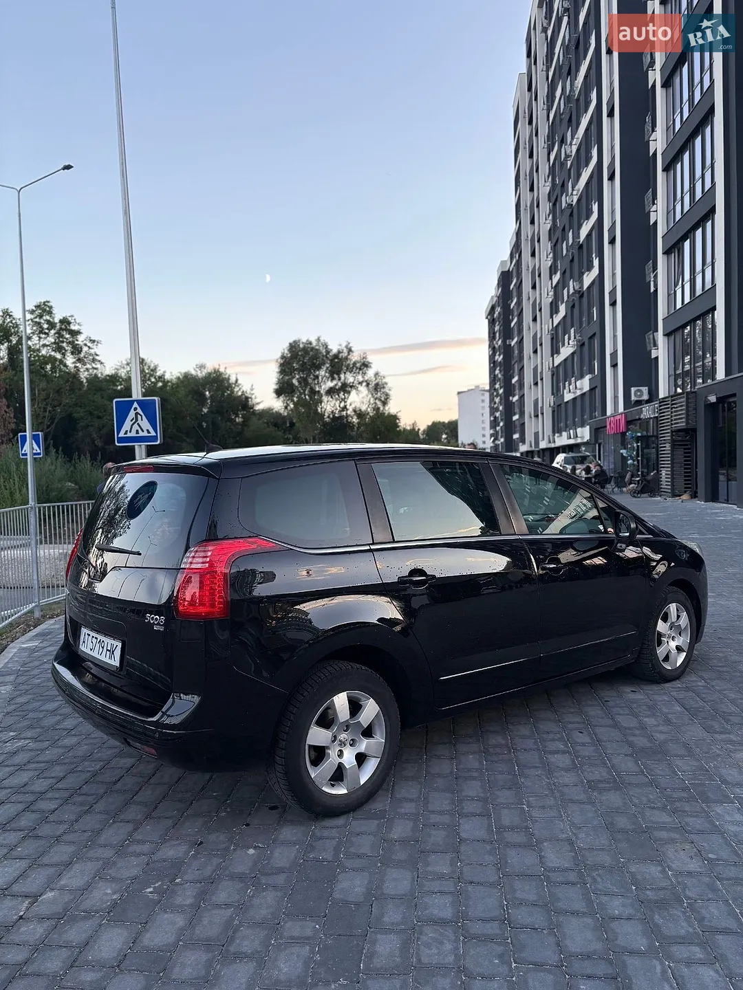 2012 Peugeot 5008 - мініатюра 6