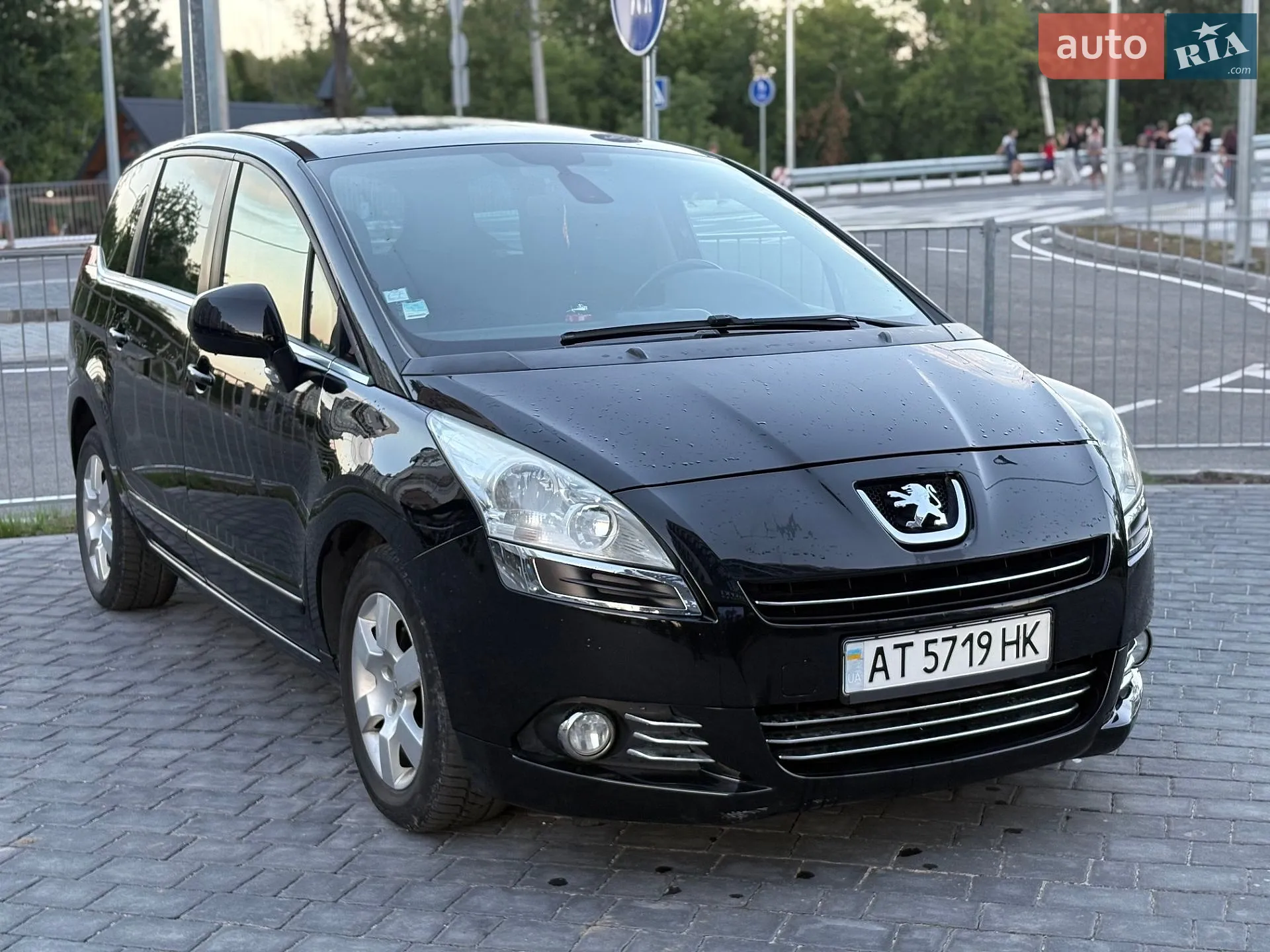 2012 Peugeot 5008 - мініатюра 5