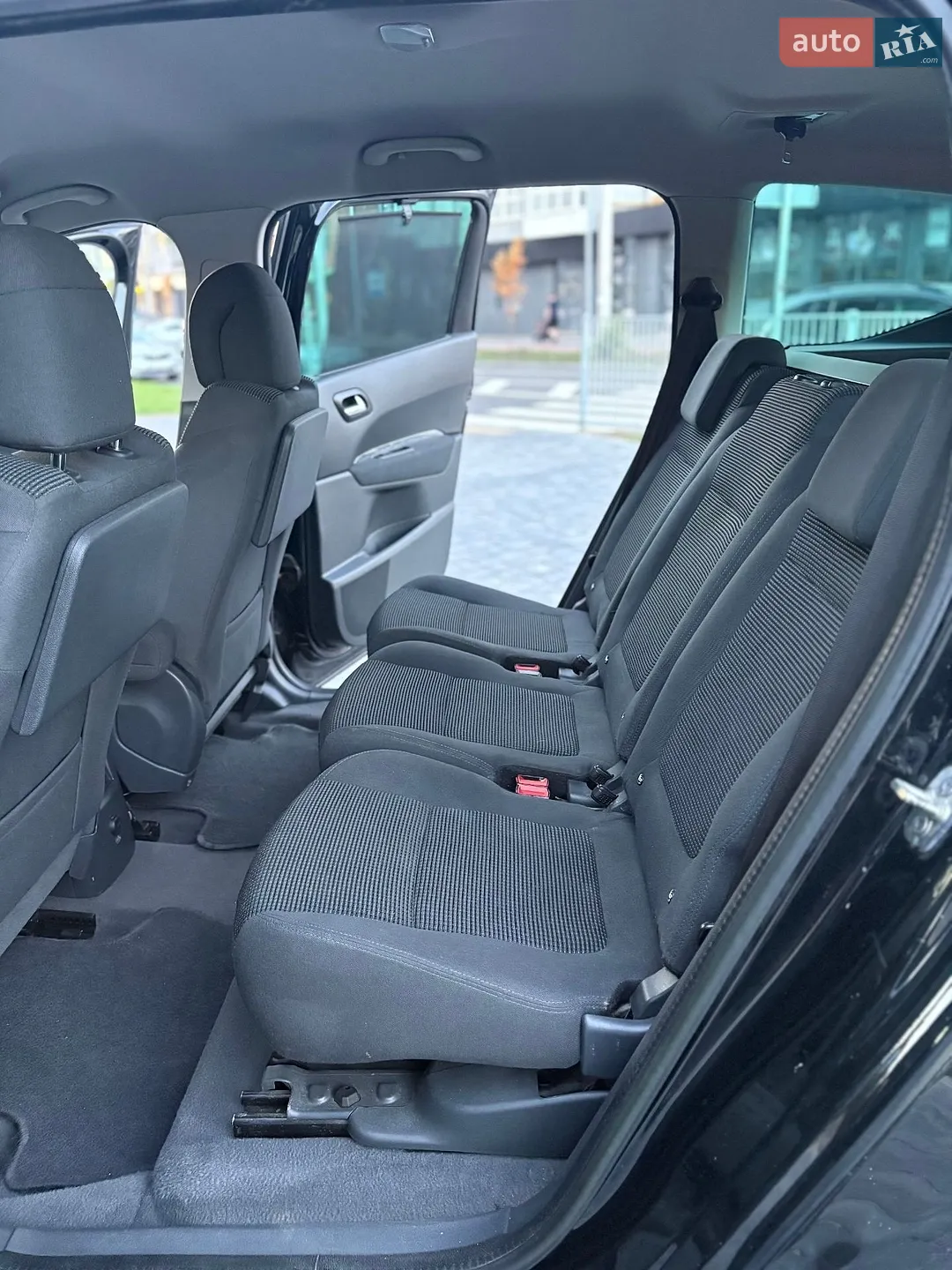 2012 Peugeot 5008 - мініатюра 17