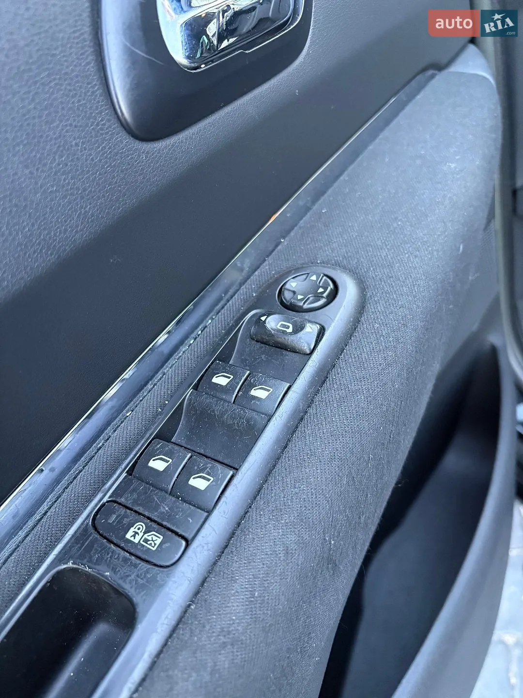 2012 Peugeot 5008 - мініатюра 20
