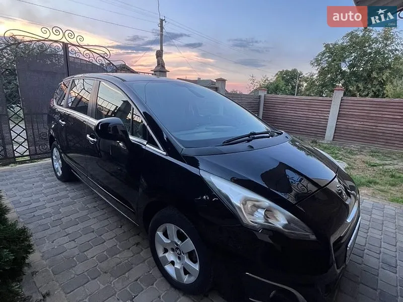 Peugeot 5008 2014