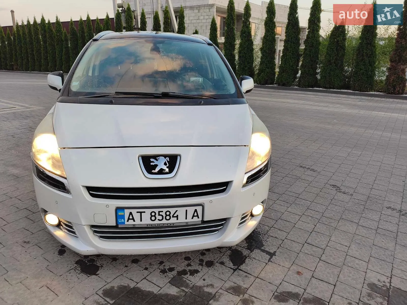2013 Peugeot 5008 - фото 1
