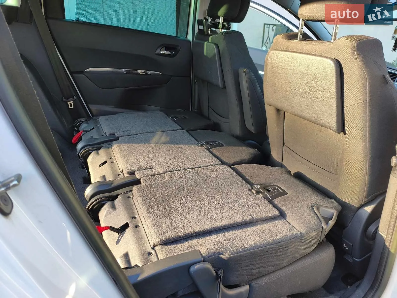2013 Peugeot 5008 - мініатюра 27