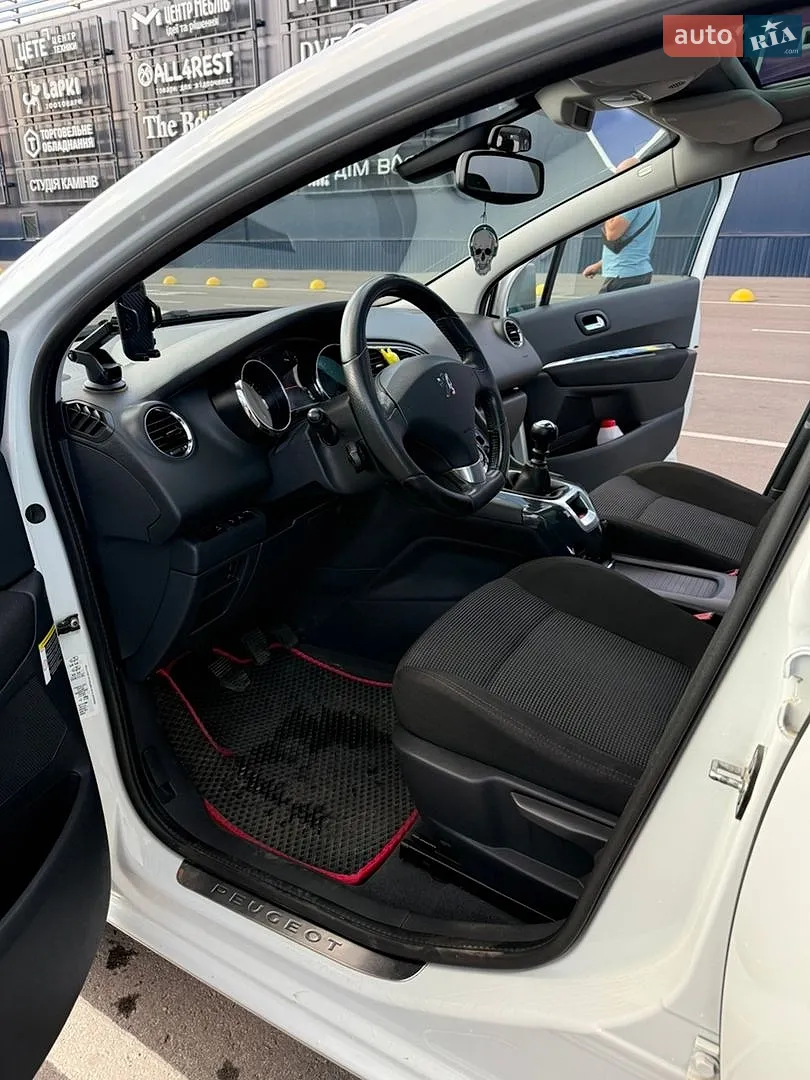 2010 Peugeot 5008 - мініатюра 11