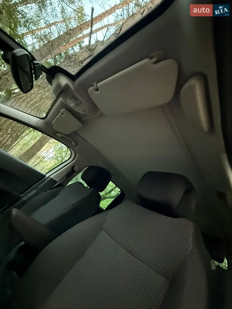 2010 Peugeot 5008 - мініатюра 22