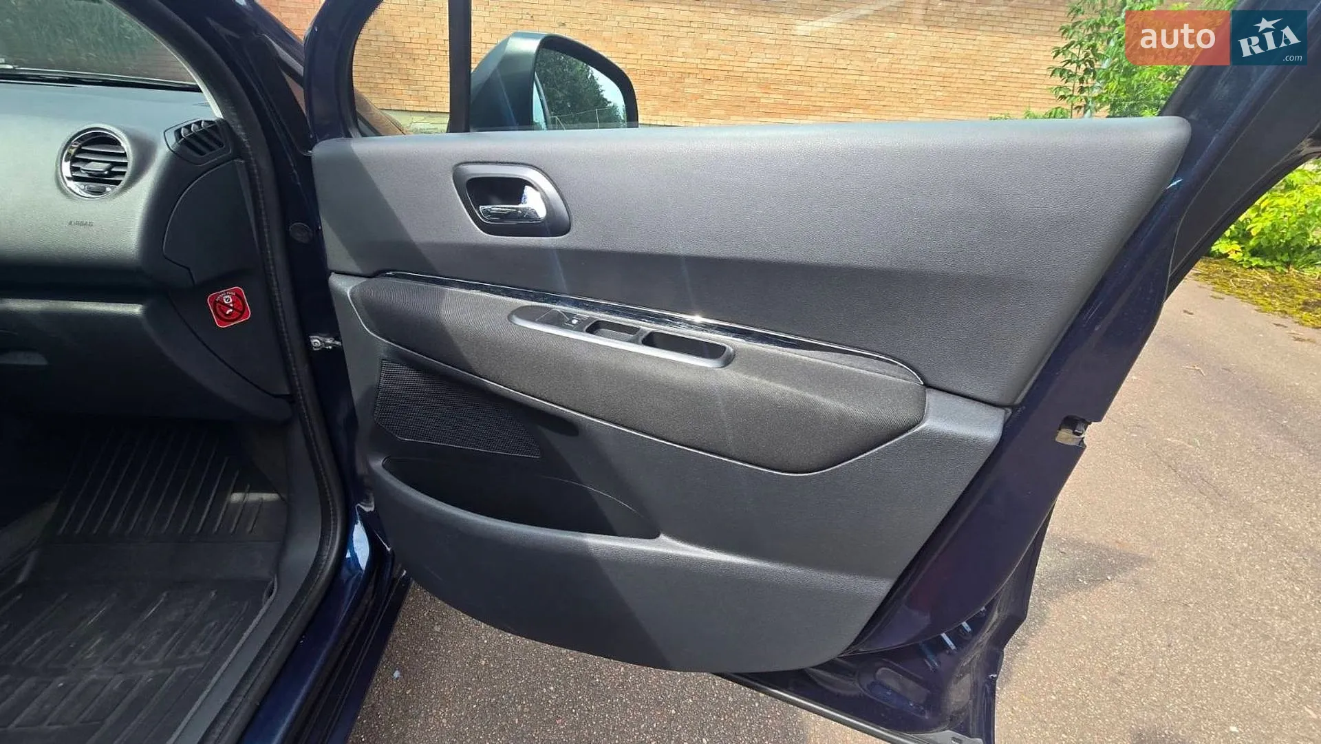 2011 Peugeot 5008 - мініатюра 21