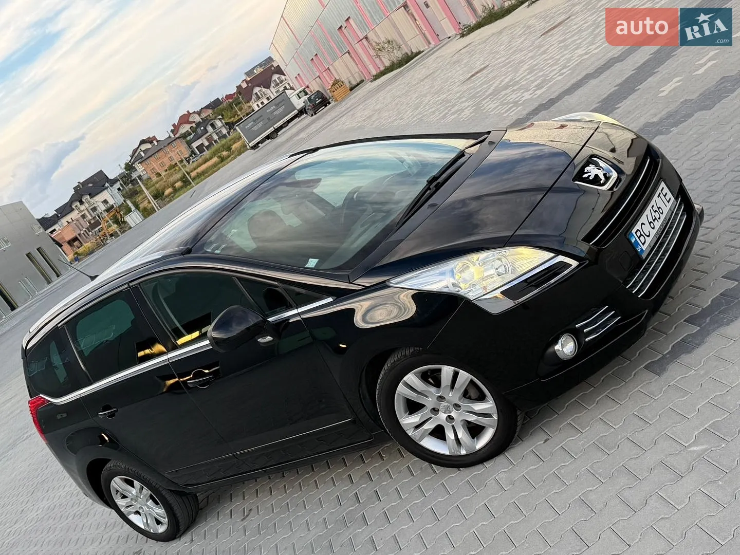 2010 Peugeot 5008 - мініатюра 12
