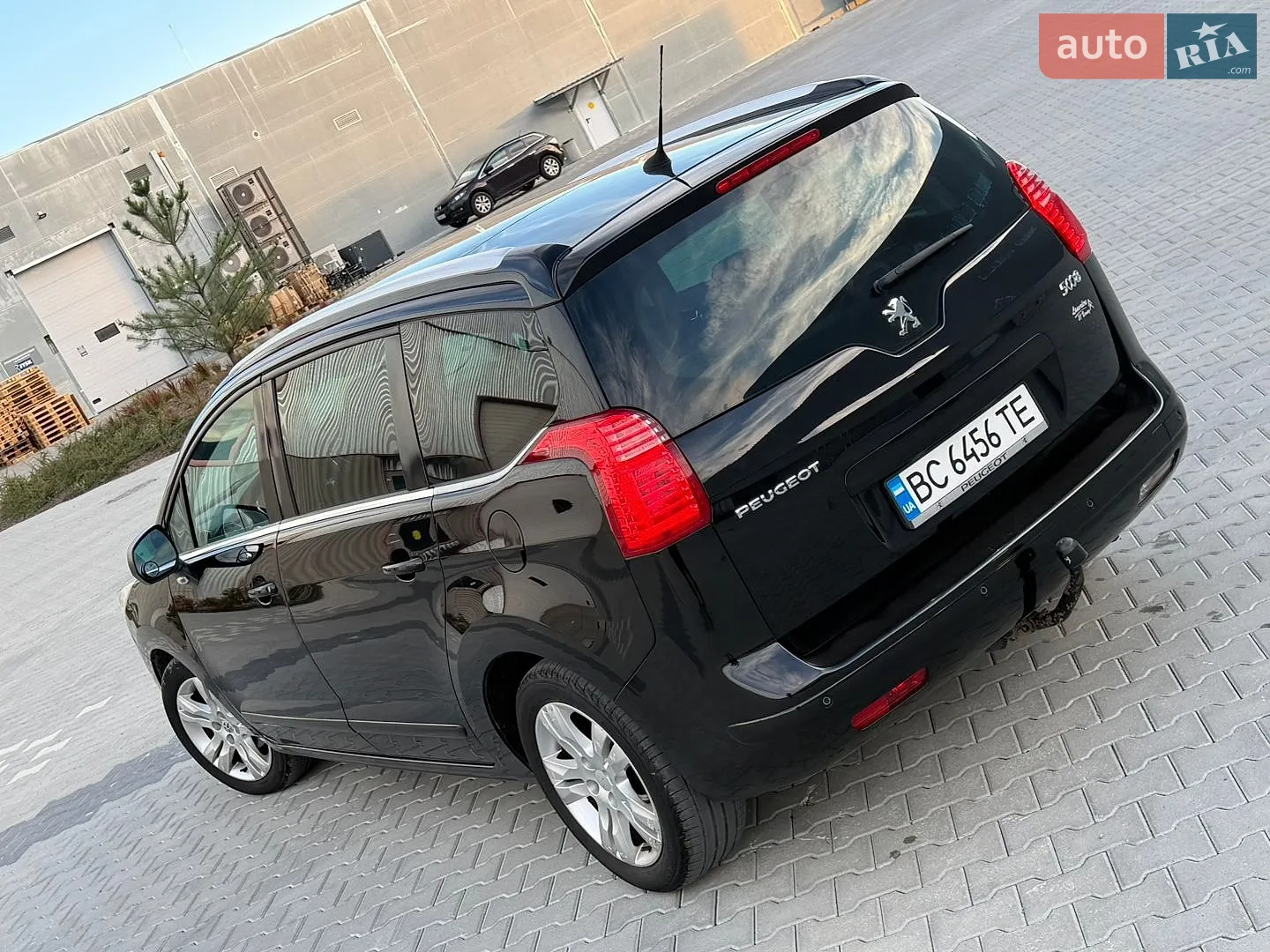 2010 Peugeot 5008 - мініатюра 17