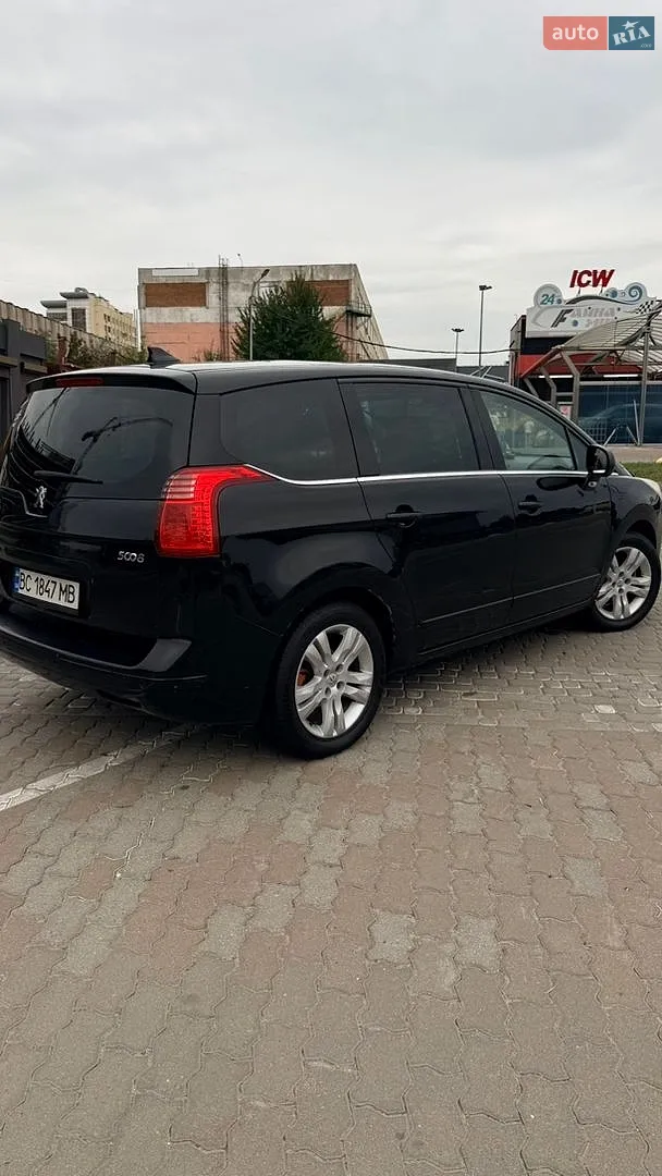 2010 Peugeot 5008 - мініатюра 25