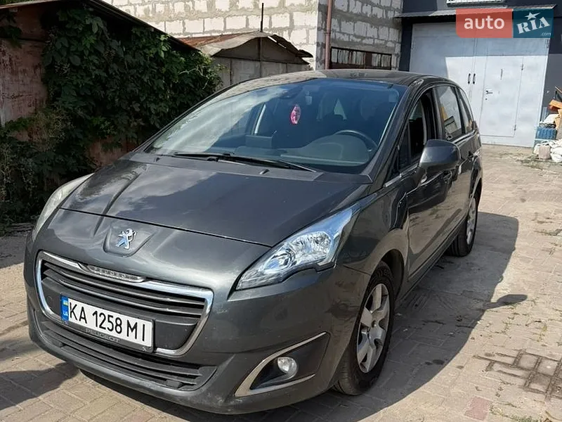 Peugeot 5008