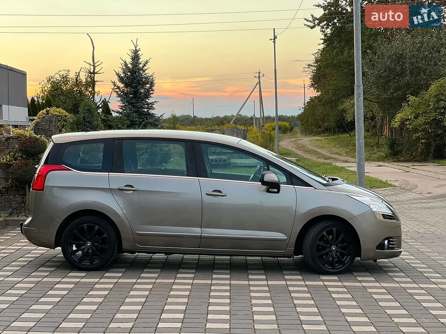 2012 Peugeot 5008 - мініатюра 15