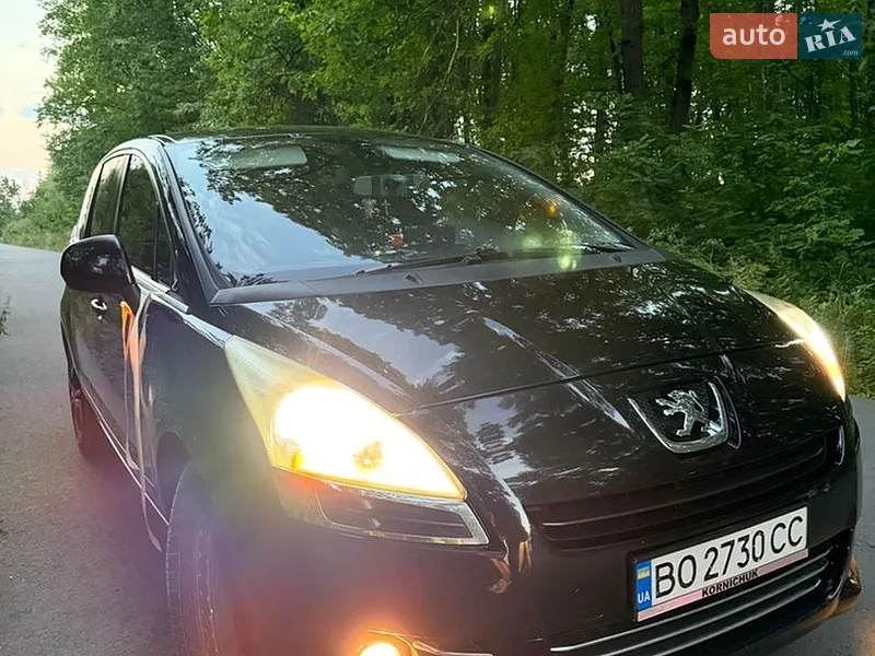 Peugeot 5008