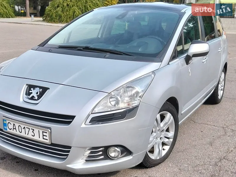 Peugeot 5008
