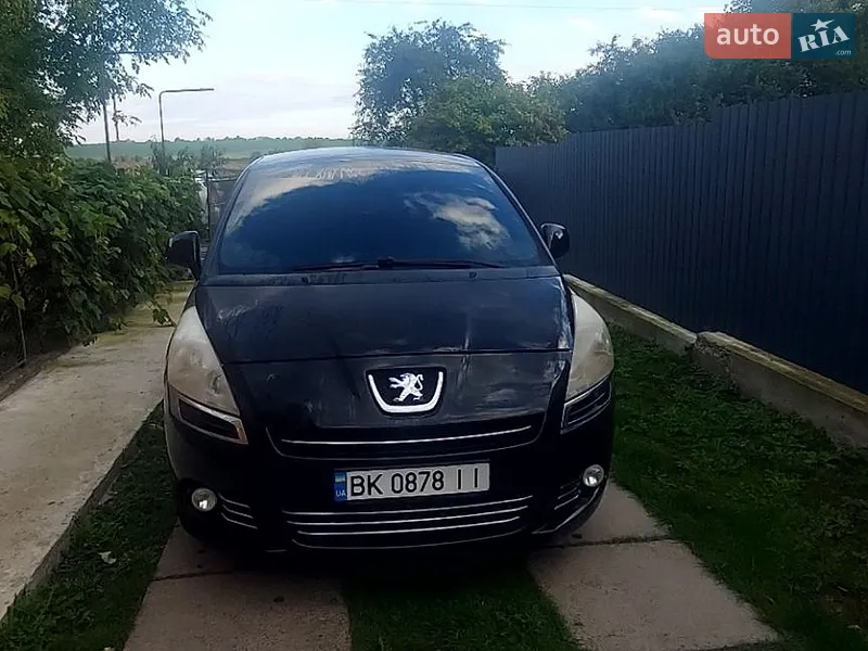 Peugeot 5008