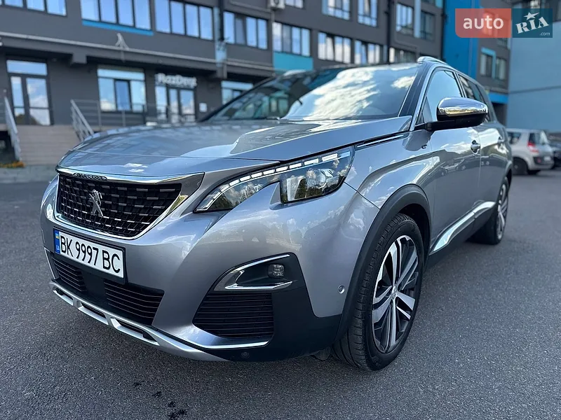 Peugeot 5008