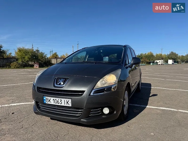 Peugeot 5008