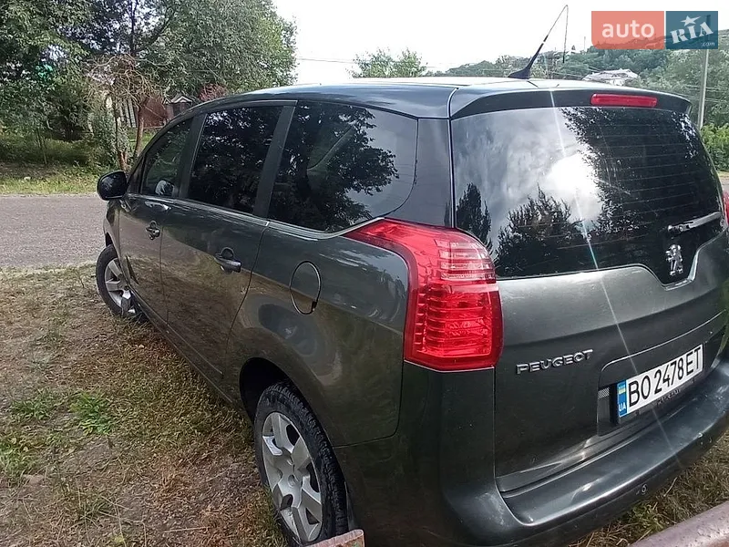 Peugeot 5008