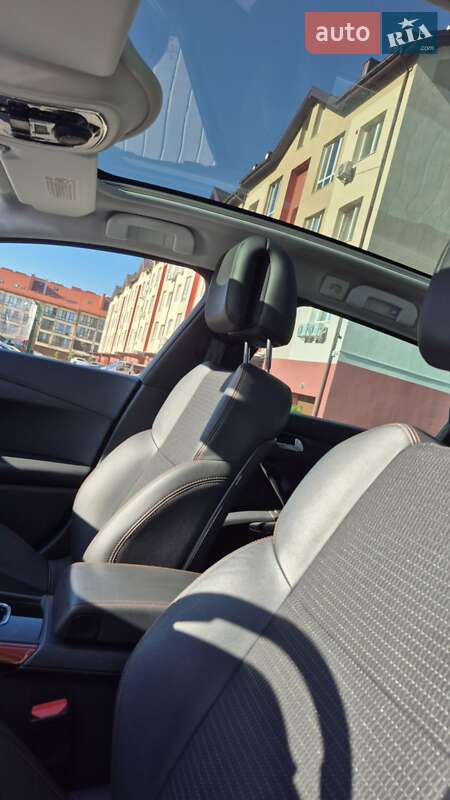 Універсал Peugeot 508 RXH 2012 в Львові