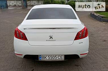 Седан Peugeot 508 2012 в Дубно