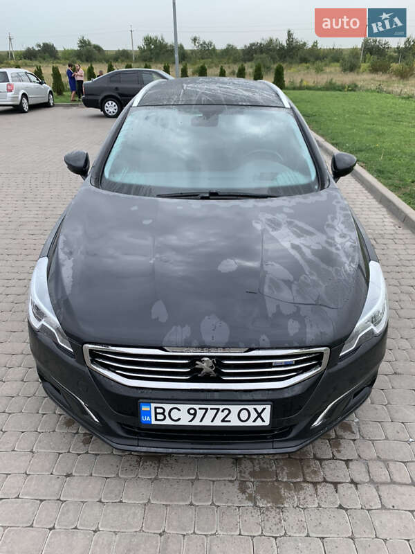 Универсал Peugeot 508 2015 в Комарному