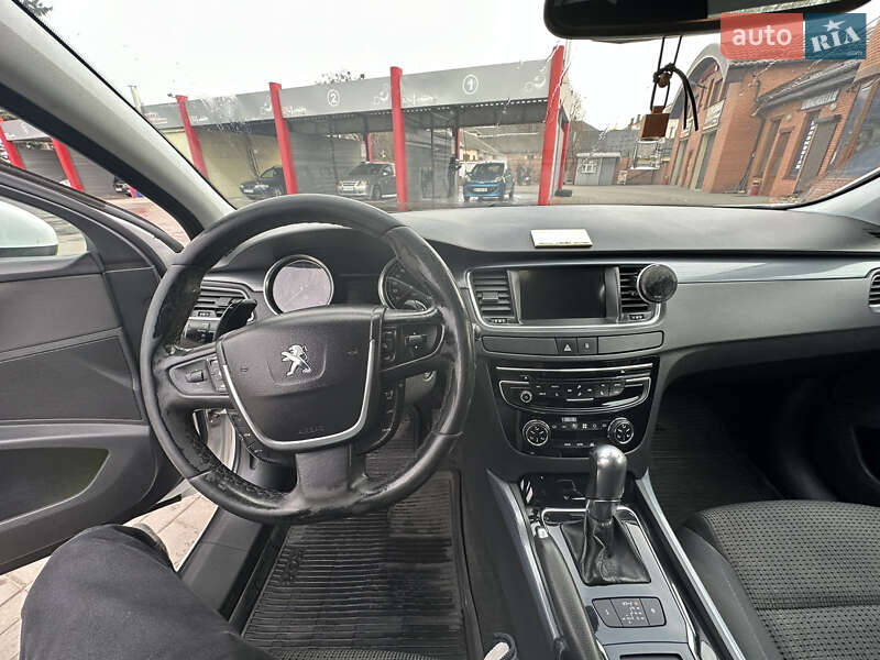 Седан Peugeot 508 2015 в Дубні