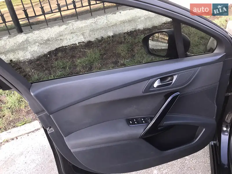 Peugeot 508 2011 VIN VF38E9HR8BL084144 фото оголошення 9 з 54