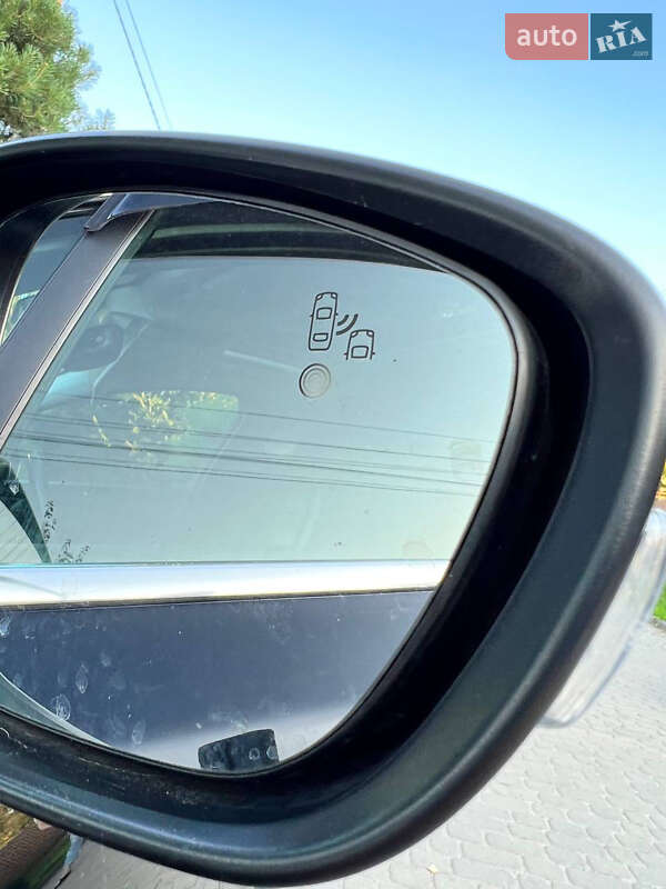 Седан Peugeot 508 2015 в Львове