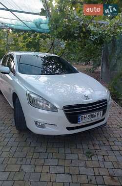 Седан Peugeot 508 2012 в Южному