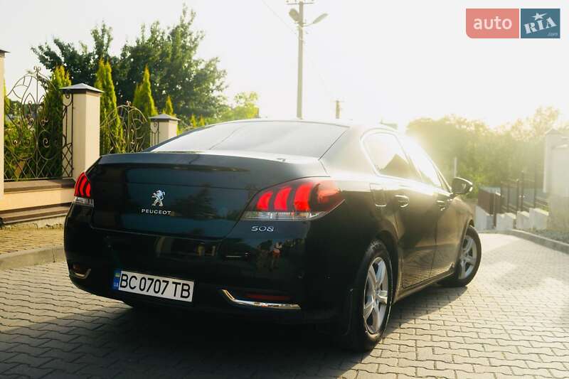 Седан Peugeot 508 2015 в Львові