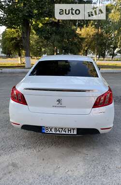 Седан Peugeot 508 2012 в Волочиську