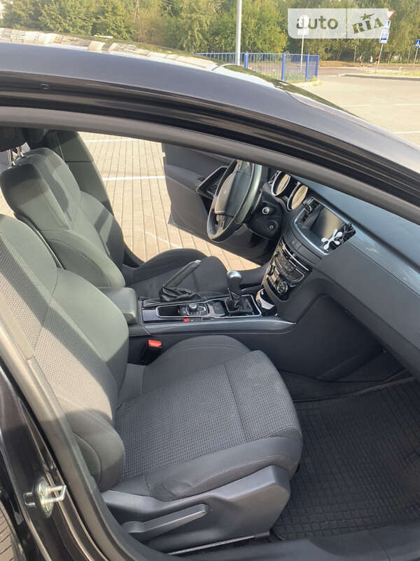 Седан Peugeot 508 2011 в Татарове