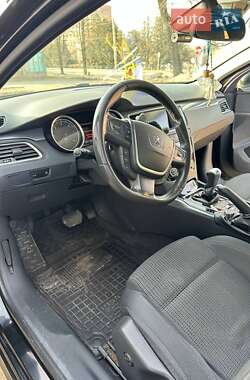 Седан Peugeot 508 2011 в 