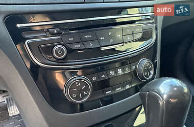 Седан Peugeot 508 2016 в 