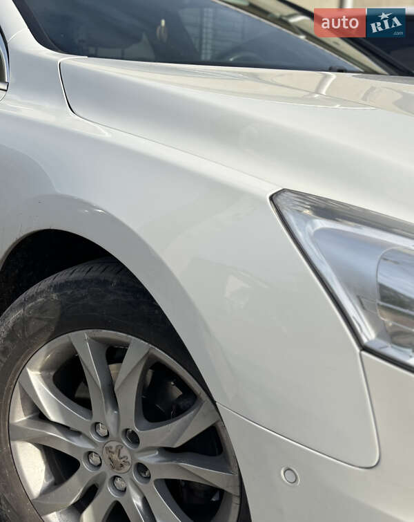 Седан Peugeot 508 2012 в Волочиске