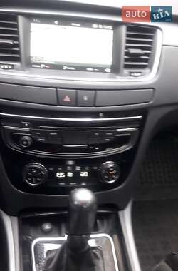 Седан Peugeot 508 2018 в 