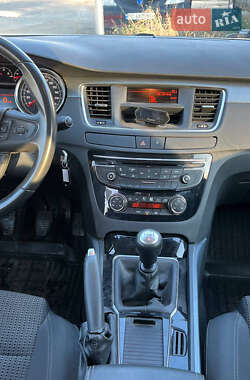 Седан Peugeot 508 2011 в 