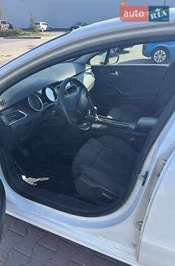 Седан Peugeot 508 2011 в 