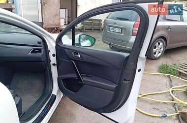 Седан Peugeot 508 2012 в 