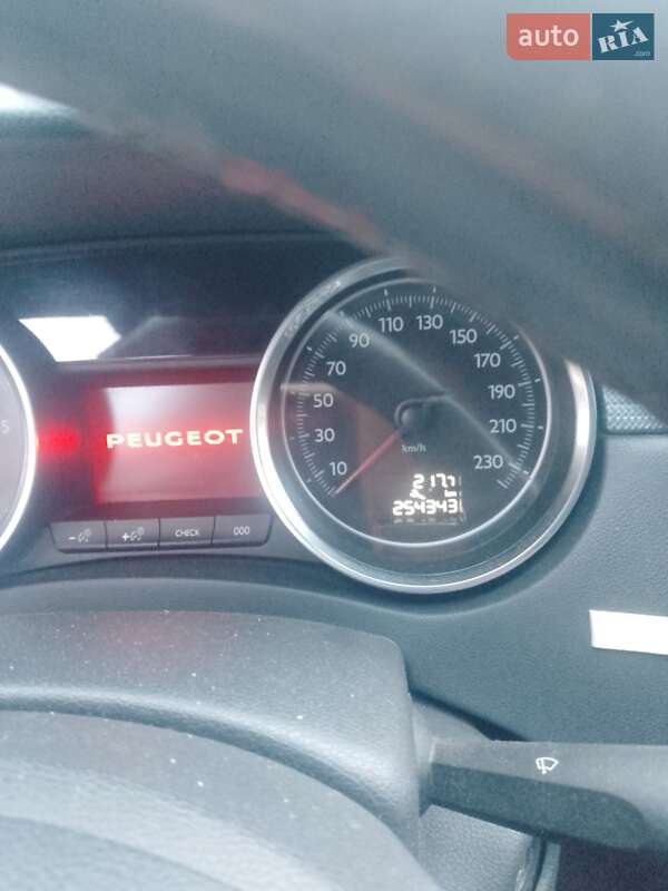 Универсал Peugeot 508 2011 в Дрогобыче