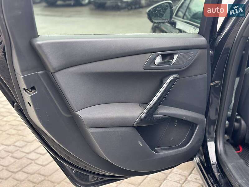 Седан Peugeot 508 2012 в Львове