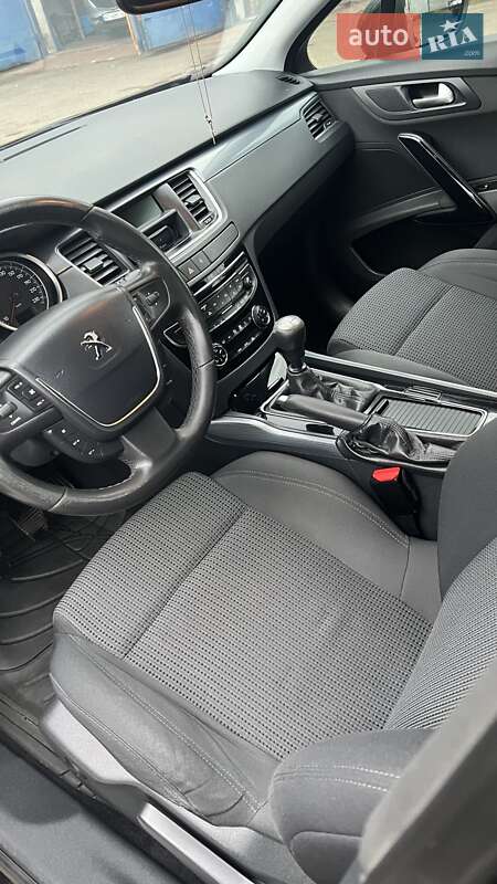 Седан Peugeot 508 2011 в Калуші