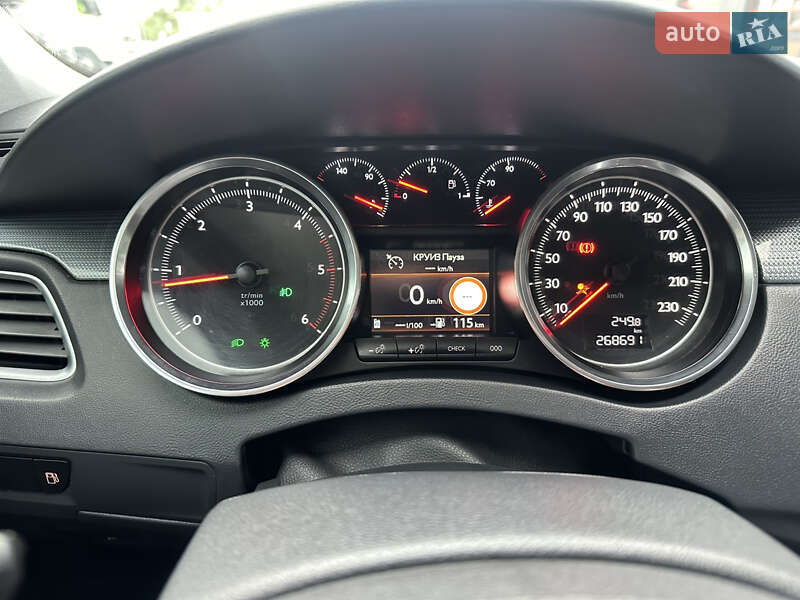 Седан Peugeot 508 2011 в Львові