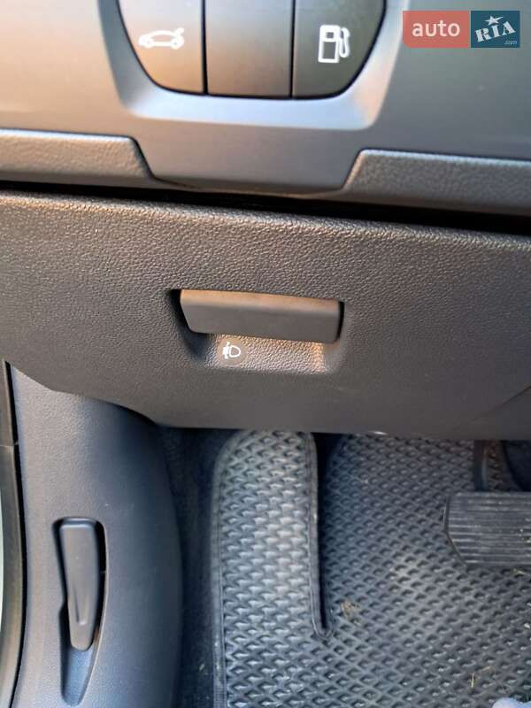 Универсал Peugeot 508 2013 в Буске