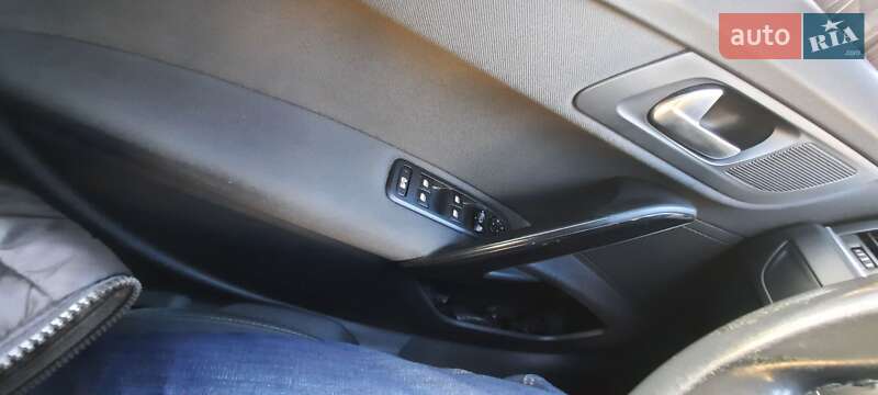 Седан Peugeot 508 2012 в Чернівцях